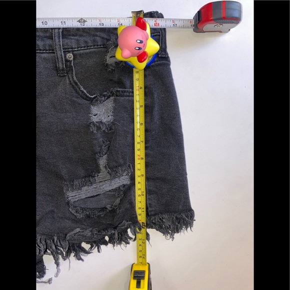 Mossimo Supply Co. High Rise Short Size 12/31 - Picture 7 of 7